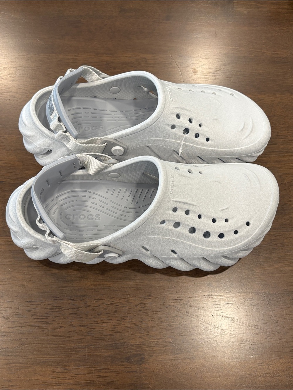 CROCS Unisex Light Grey Echo Clogs with Strap Men 8/Women 10